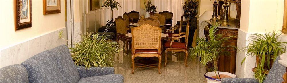Hotel Iberia Plaza America Caceres Exterior photo