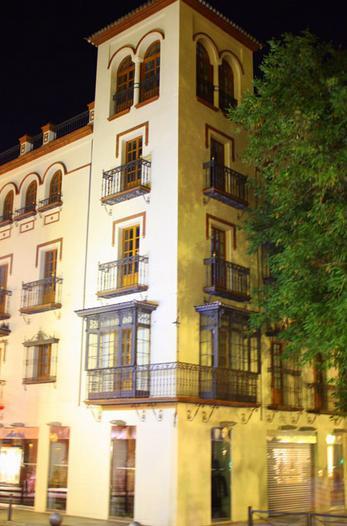 Hotel Iberia Plaza America Caceres Exterior photo